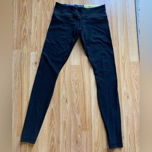 Lululemon leggings - Size 8